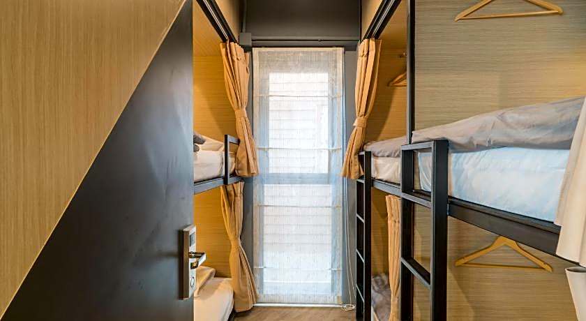 Sleep Box Patong Hostel