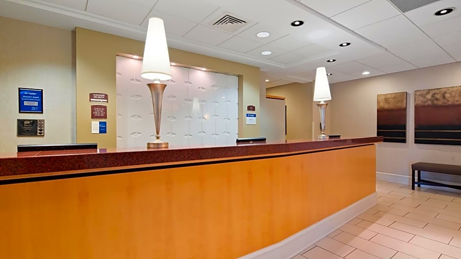 Best Western Plus InnTowner Madison