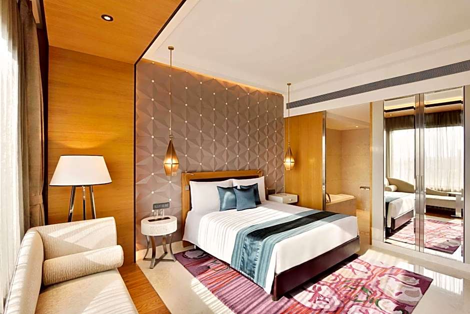 Photo 1 of 11 of Junior Suite