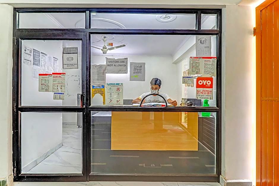 Hotel Cozy Stay by Oyo – Delhi, NY