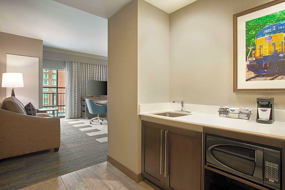 Hampton Inn By Hilton Suites Kansas City Downtown Crossroads