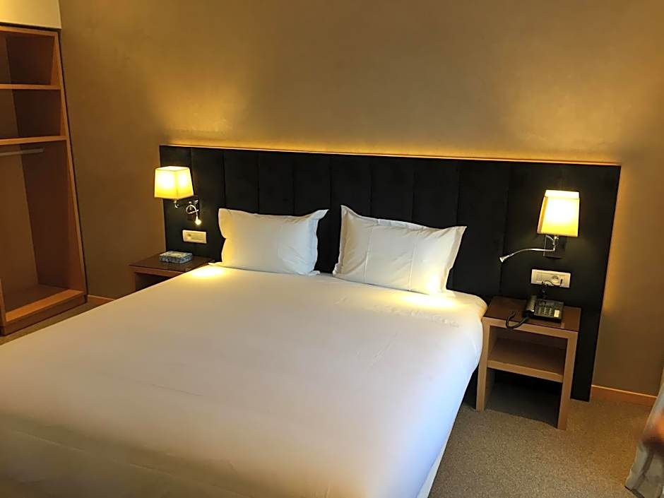 Annakhil Hotel