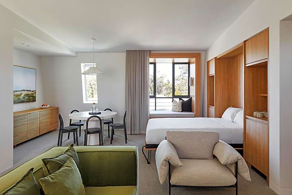 The Clairfield Hotel