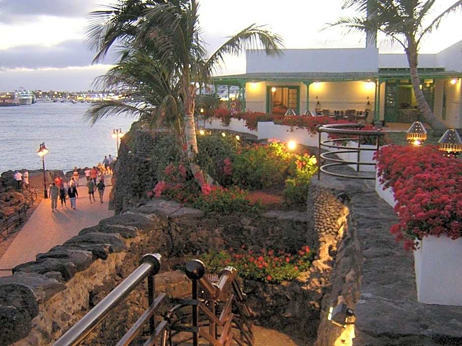 Hotel Casa Del Embajador