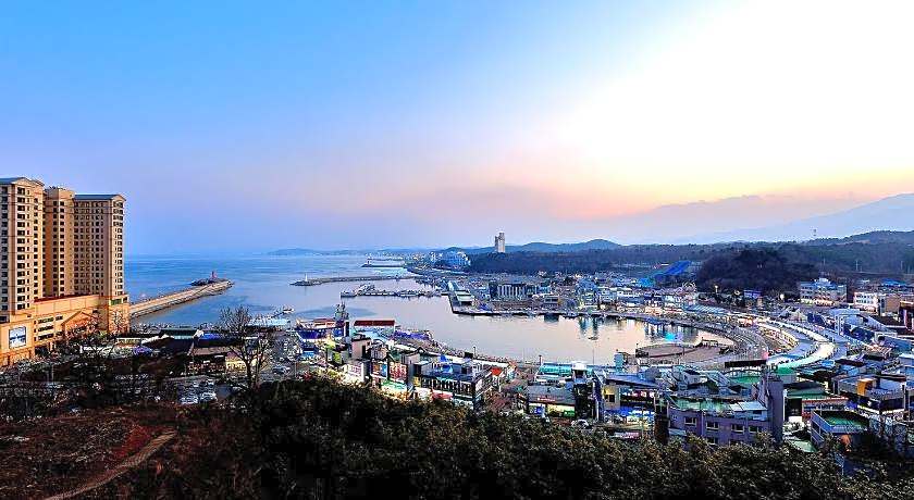 Ramada by Wyndham Gangwon Sokcho