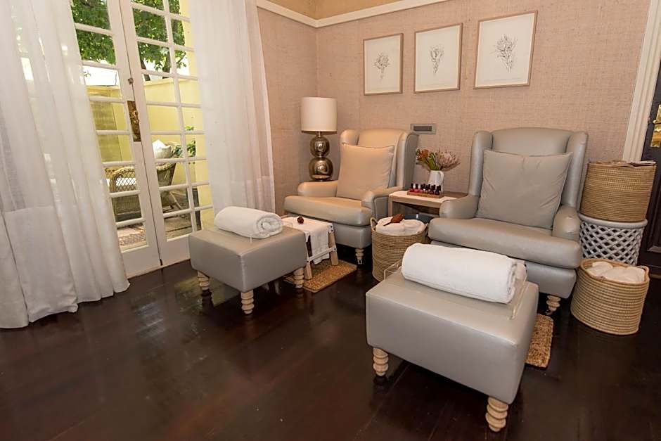 Hout Bay Manor