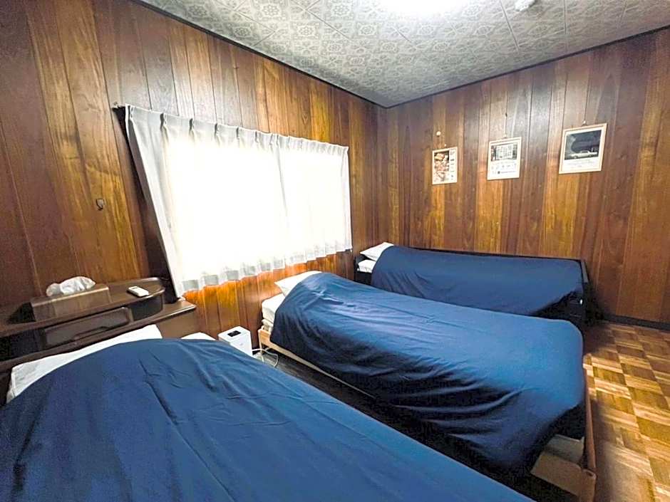 SUMITSUGU HOUSE Grandpa