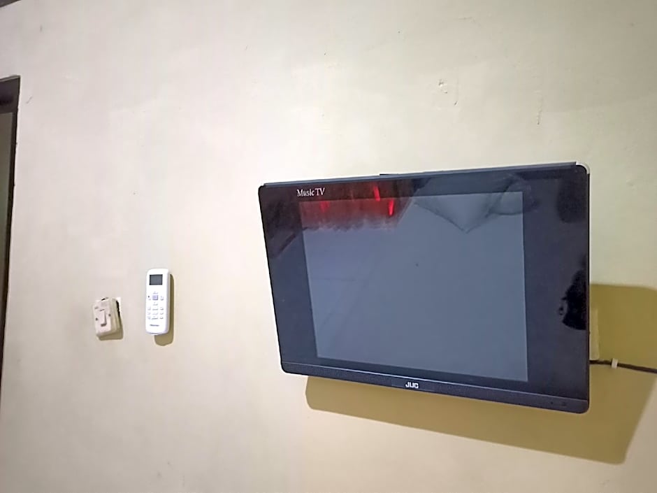 OYO 93073 Penginapan 69