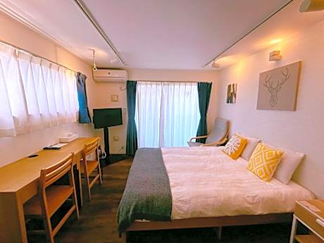 【405】2分可到沙滩  车站8分 冲浪圣地 江之岛旅游推荐住宿 独立房源 带卫生间、厨房 海景房