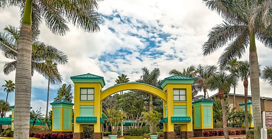 International Palms Resort & Conference Center