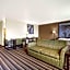 Super 8 by Wyndham Weston WV