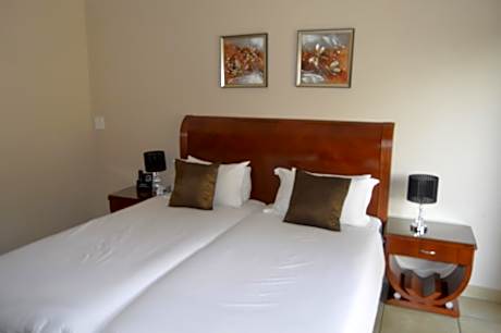 Luxury Twin Room