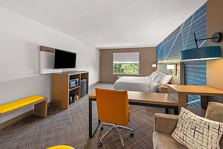 Comfort Inn & Suites Olathe - Kansas City