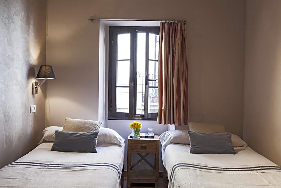 Ainb Las Ramblas-Guardia Apartments