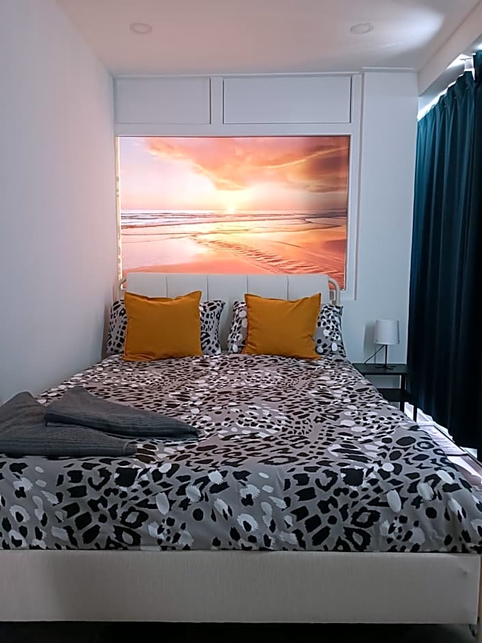 Plaza Caparica Hostel