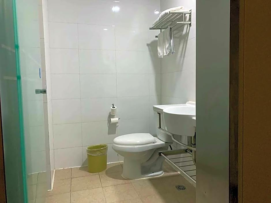 Hanting Hotel Qingdao Hai'er Industrial Park Metro Building Station