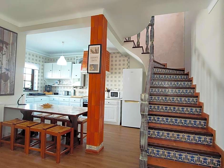 Baleal Classic Waves Guest House