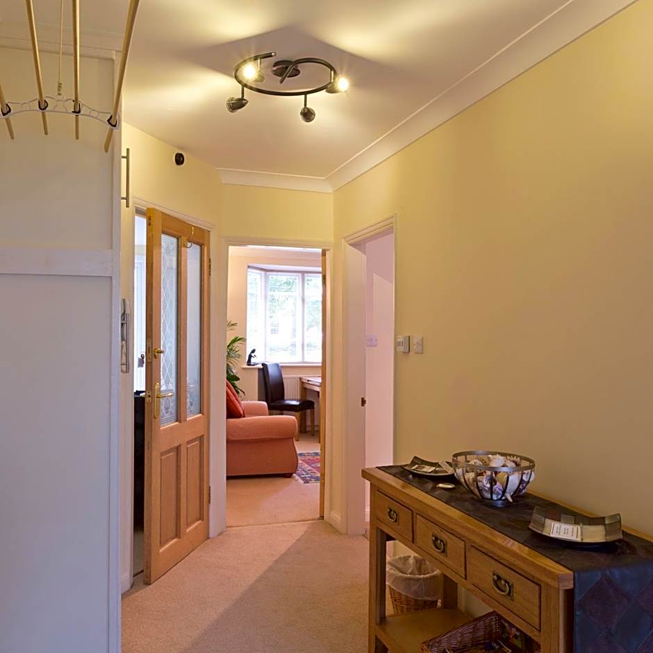 Poplar House Serviced Apartments