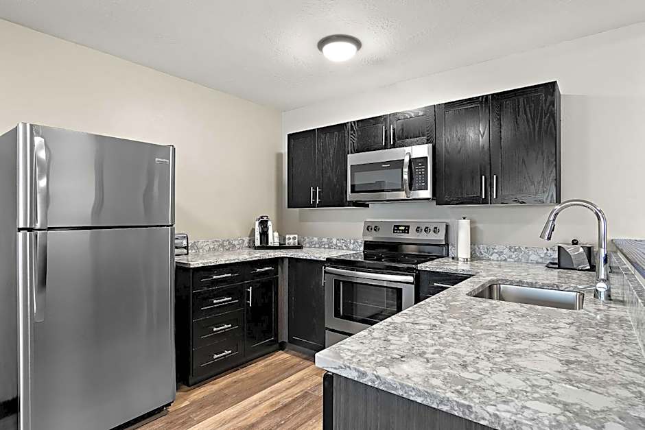 Best Western Sawtooth Inn And Suites