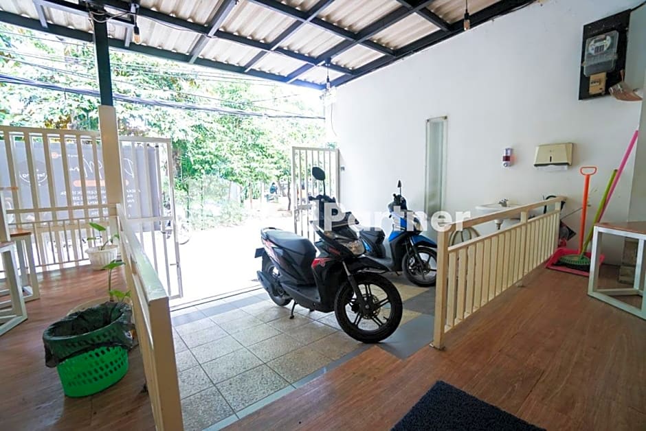 Eascot Hotel Mitra RedDoorz