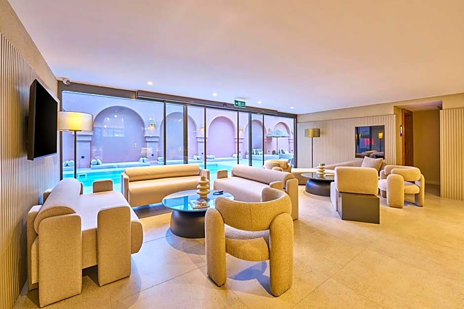La Maja Hotel