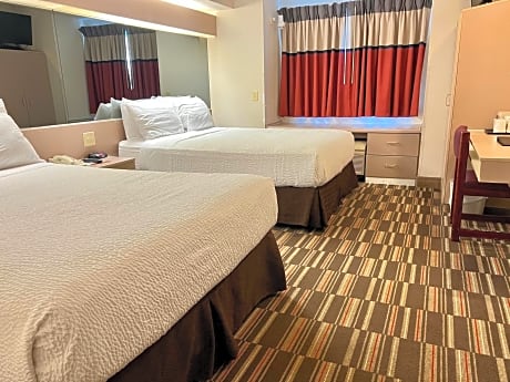 Queen Room with Two Queen Beds - Non-Smoking