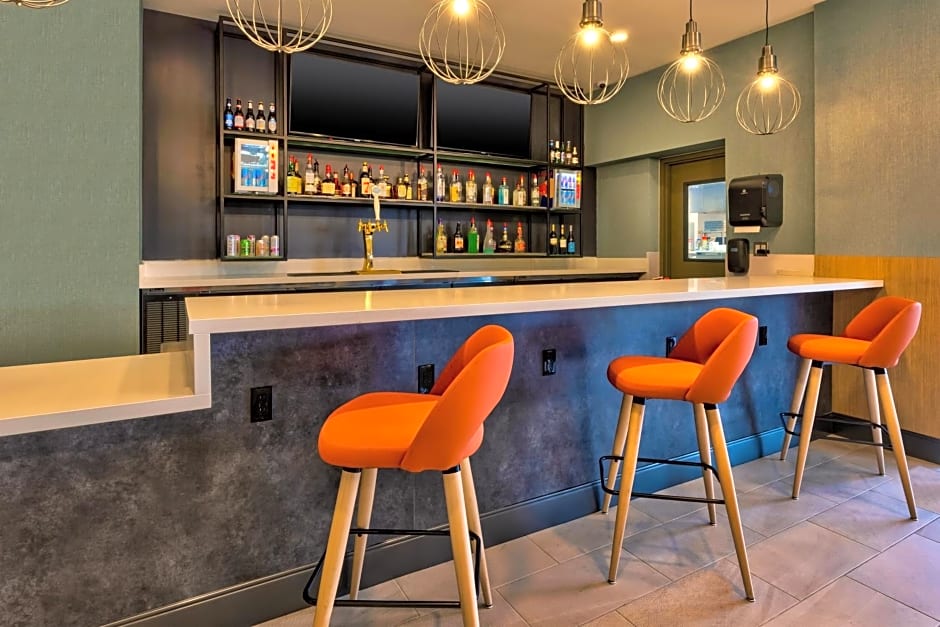 Holiday Inn Grand Rapids - South, an IHG Hotel