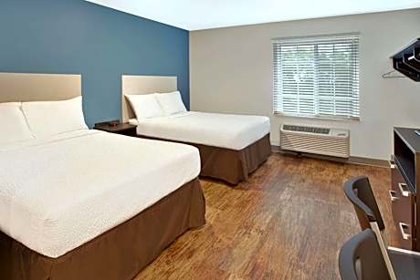 Double Room with Two Double Beds - Non-Smoking