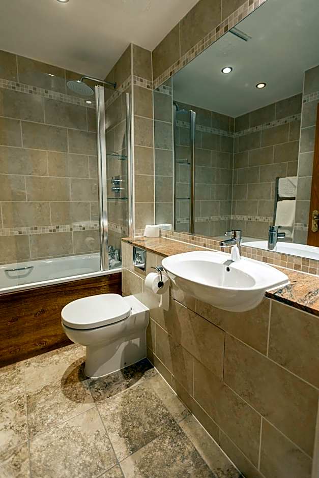 Red Hall Hotel