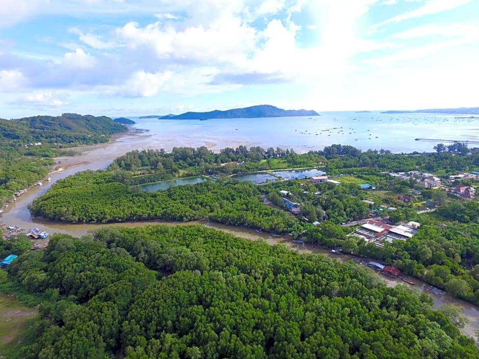 Good Night Pool Villa Phuket - SHA Plus