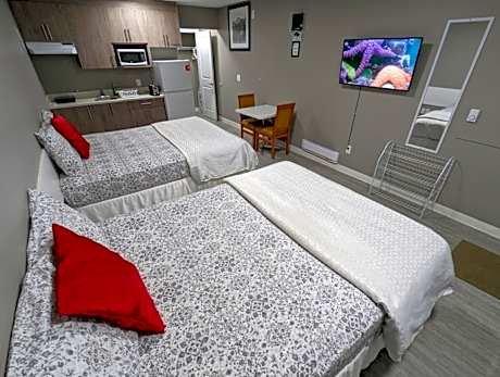 Double Room with Private Bathroom