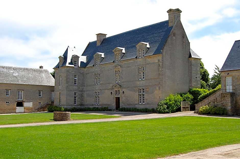 Gîtes La Grande Ferme Crépon - à la campagne 5mn d'Arromanches et 10mn de Bayeux