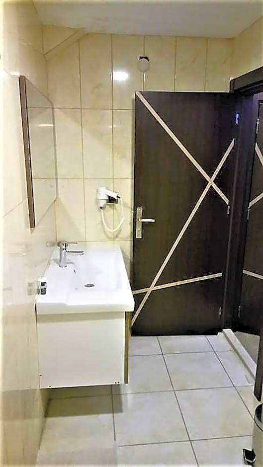 Waha Hotel