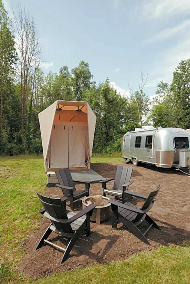 Finger Lakes Treehouse