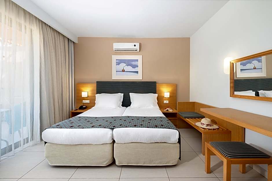 Iolida Beach by Smile Hotels