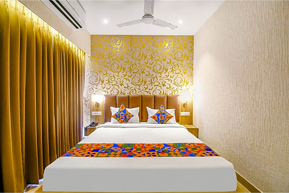 FabHotel Lake View Topsia - China Town