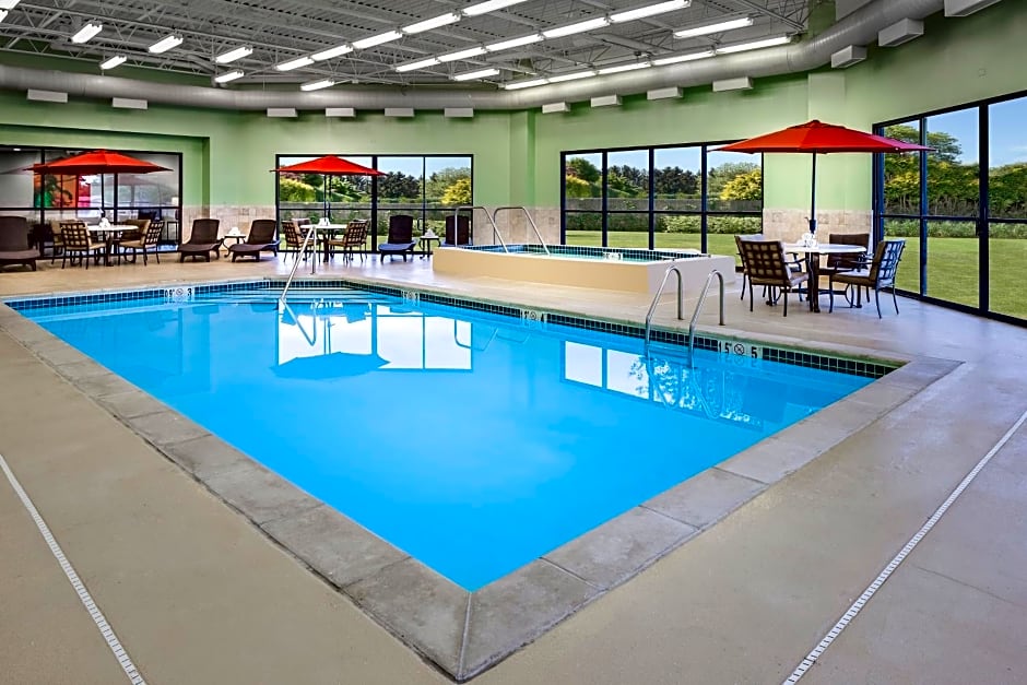 Holiday Inn Wichita East I-35, an IHG Hotel