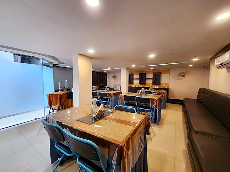 Hotel Lee International