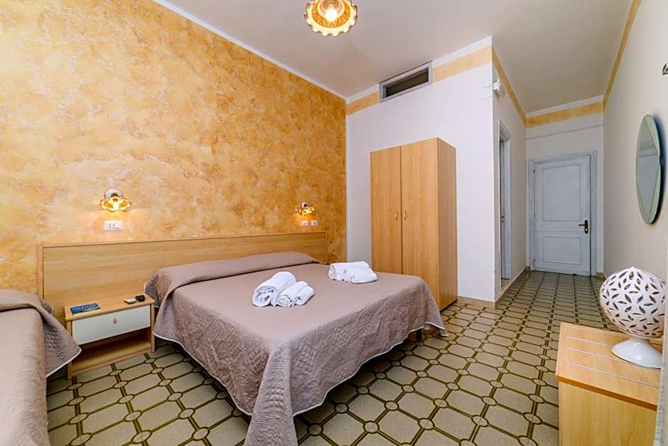 Hotel Royal
