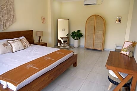 Deluxe Double or Twin Room with Balcony