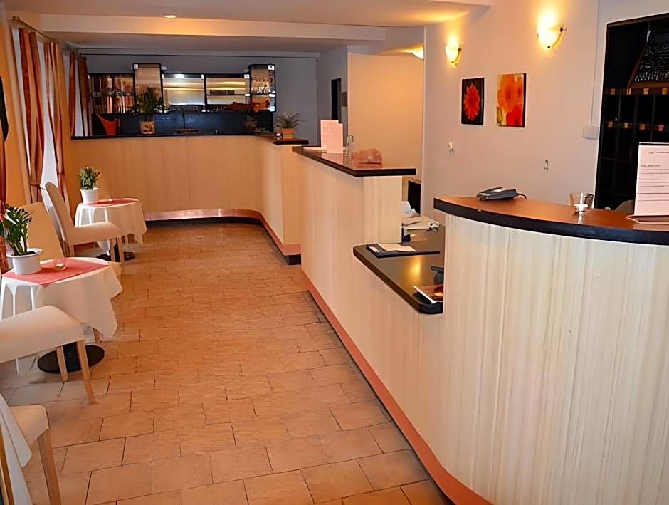 Hotel Paradies