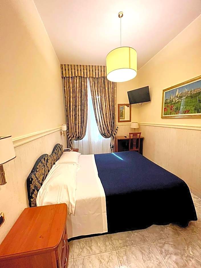 Hotel Mariano