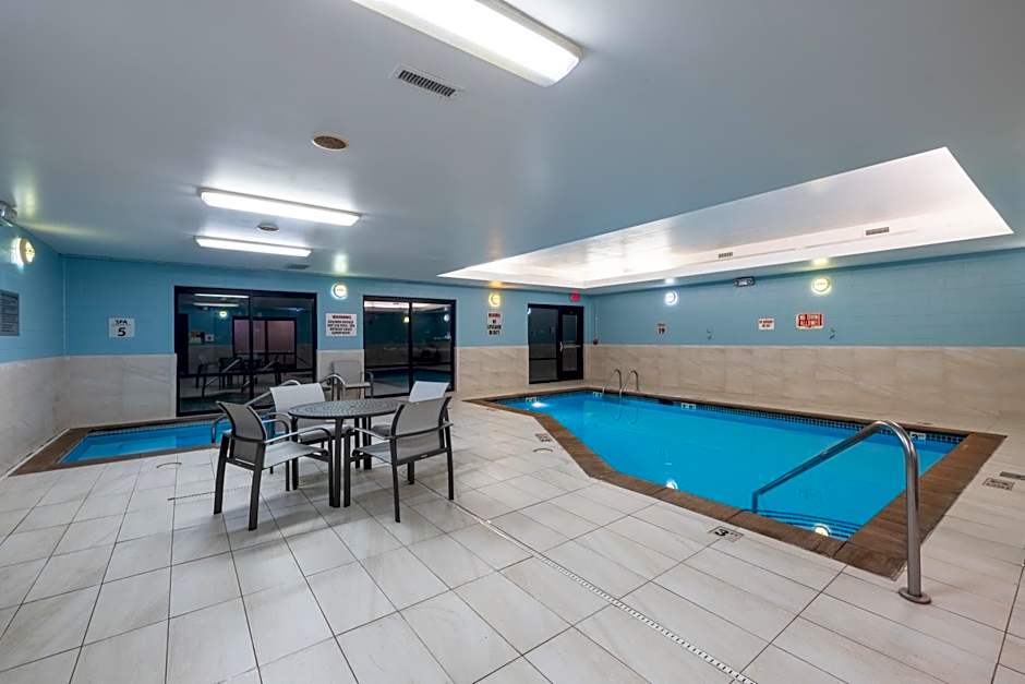 Holiday Inn Express Rochester South Mayo Area By IHG