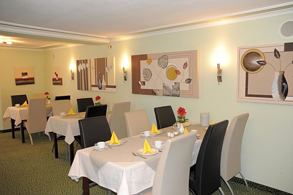 Hotel Post - regionales großes Frühstücksbuffet - auch GF & LF