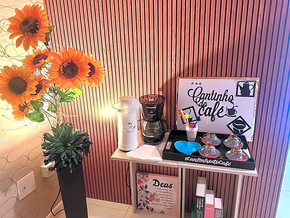 FLAT Boa Viagem - 50m da Praia - Garagem GRÁTIS - 24H CHECK IN - SEM AR CONDICIONADO