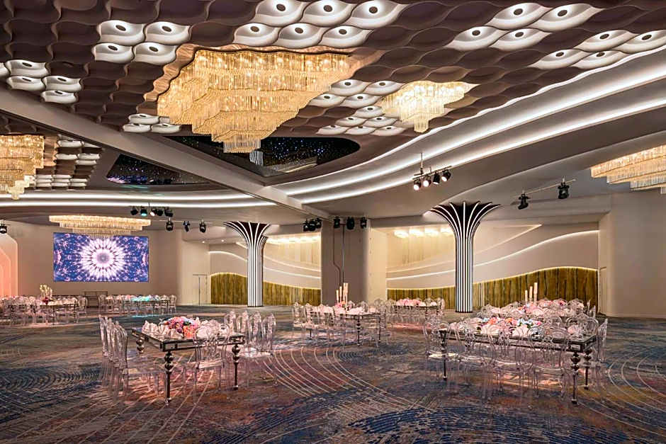 Crowne Plaza Alexandria Mirage by IHG