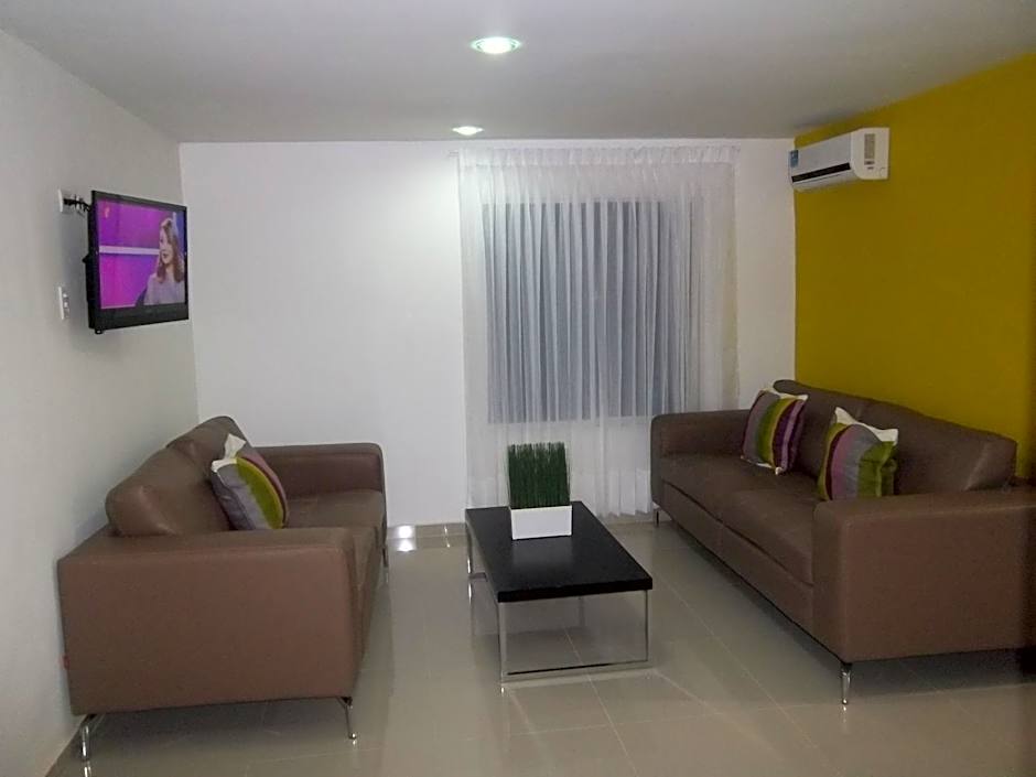 Hotel Golden House