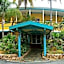 Lindbergh Bay Hotel and Villas