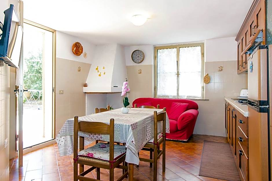 Appartamenti in Villa con ampio giardino esterno