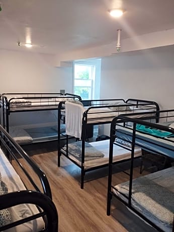 Bed in 10-Bed Mixed Dormitory Room